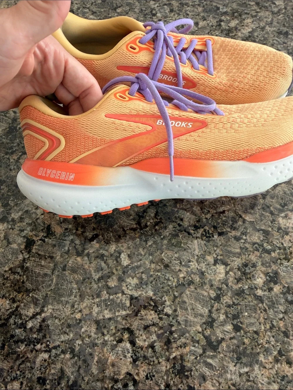 Brooks women’s size